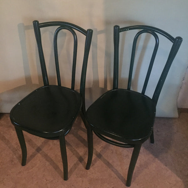 Set of 2 Antique Bentwood Chairs in the style of Michael Thonet 1900's