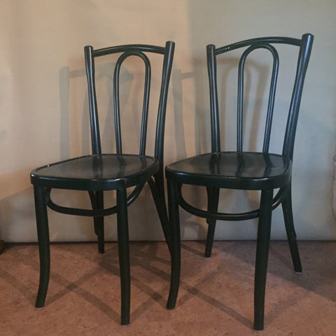 Set of 2 Antique Bentwood Chairs in the style of Michael Thonet 1900's