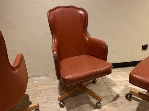 Mid Century Modern Upholstered Executive Office Chair