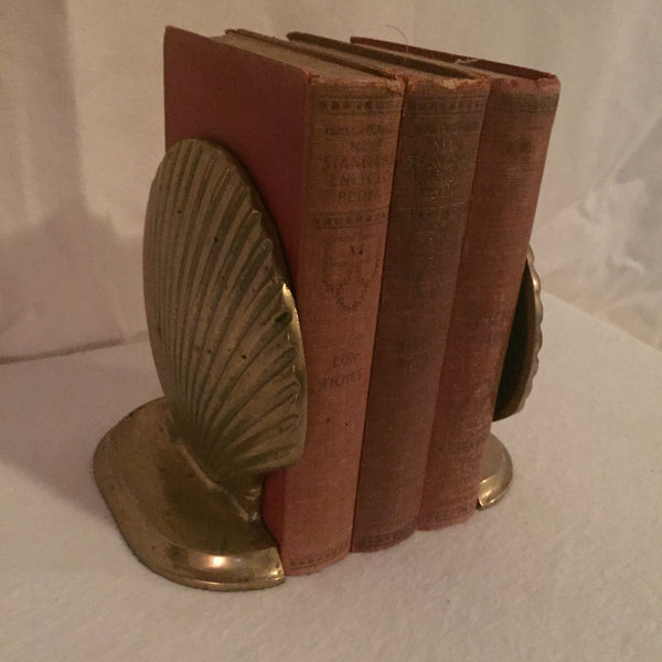 Pair of Vintage Brass Shell Bookends, Scallop Shell Bookends, Solid Brass, Nautical Decor