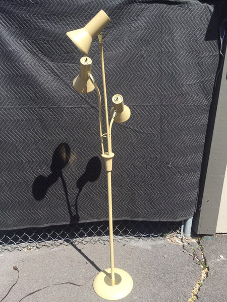 Iconic Lightolier Mid Century Modern Gerald Thurston Triennale Style Floor Lamp