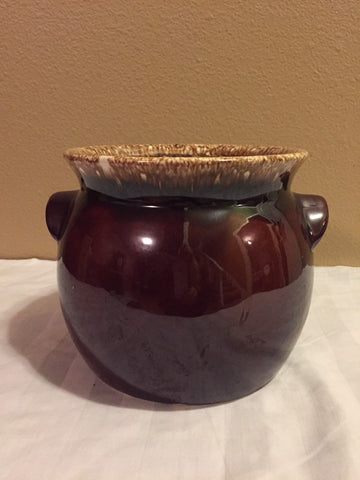 Hull Pottery Brown Drip USA Bean Pot ( no lid) Hull USA Ovenproof