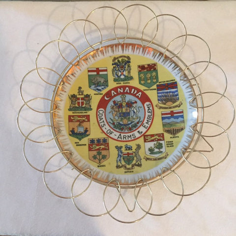 Vintage Canada Coat of Arms Plate Souvenir Plate wall hanging