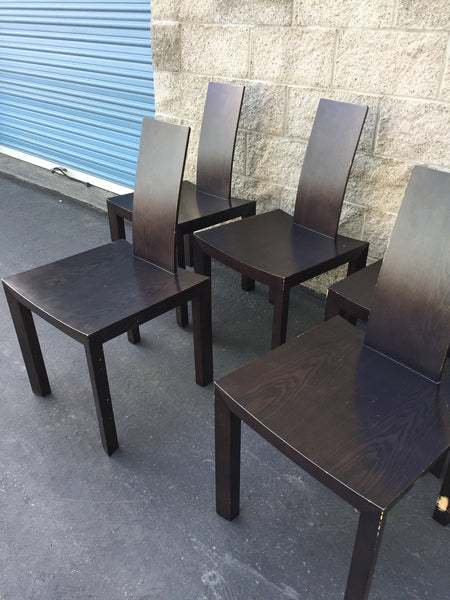 Set of 6 Minamalist Dania dining chairs