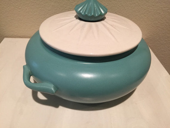 Vintage Pottery A. C. Davey of California #316 casserole dish with lid, turquoise and white