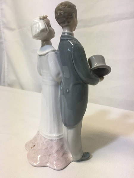 Lladro #4808 "Wedding Day" Bride and Groom